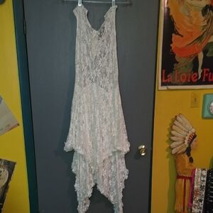 Elegant White Lace Dress